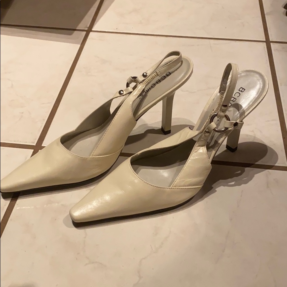 BCBG Girls classy white real leather heels